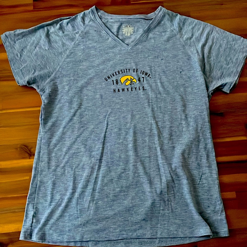 Iowa Hawkeyes tshirt